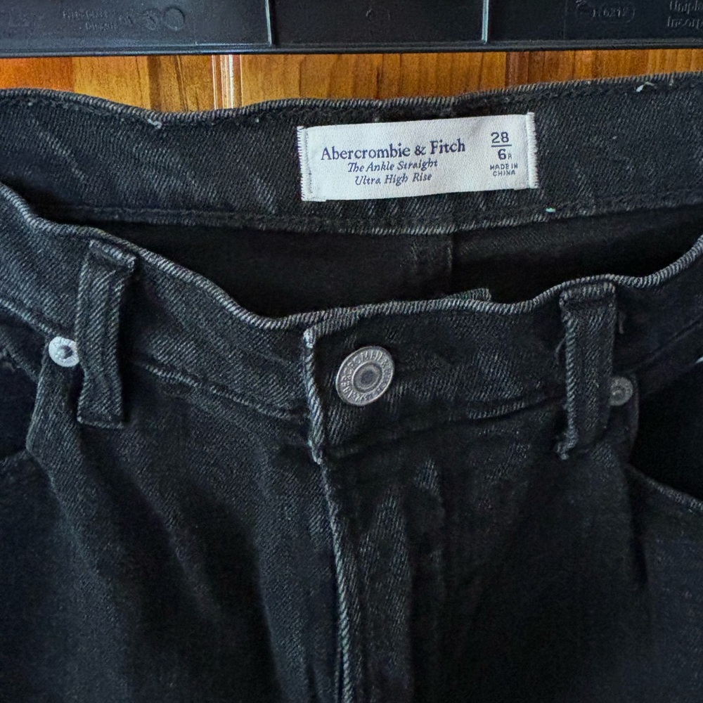 abercrombie ankle straight ultra high rise